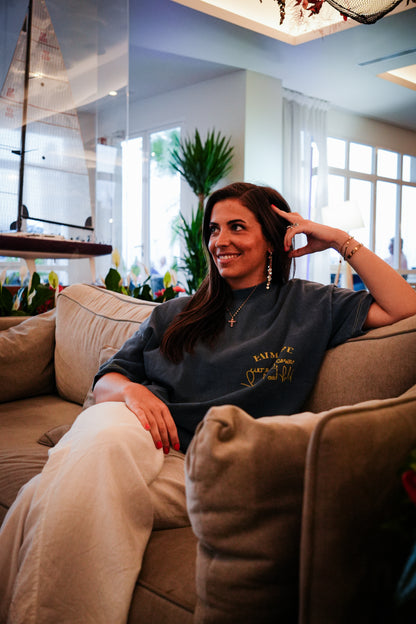 UN PO´ DI GINI´S HEAVYWEIGHTED T-SHIRT